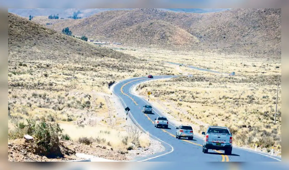 Siete toldos. Comuneros establecerán una suerte de peaje. Foto: La República Siete toldos. Comuneros establecerán una suerte de peaje. Foto: La República
