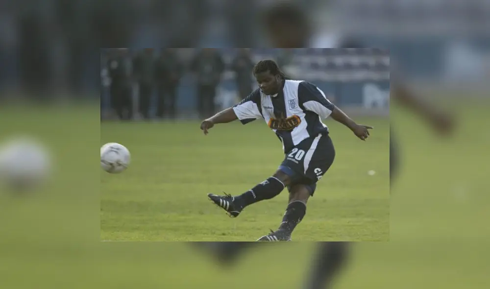 Johnnier Montaño jugó en Alianza Lima hasta el 2016. Foto: GLR Johnnier Montaño jugó en Alianza Lima hasta el 2016. Foto: GLR