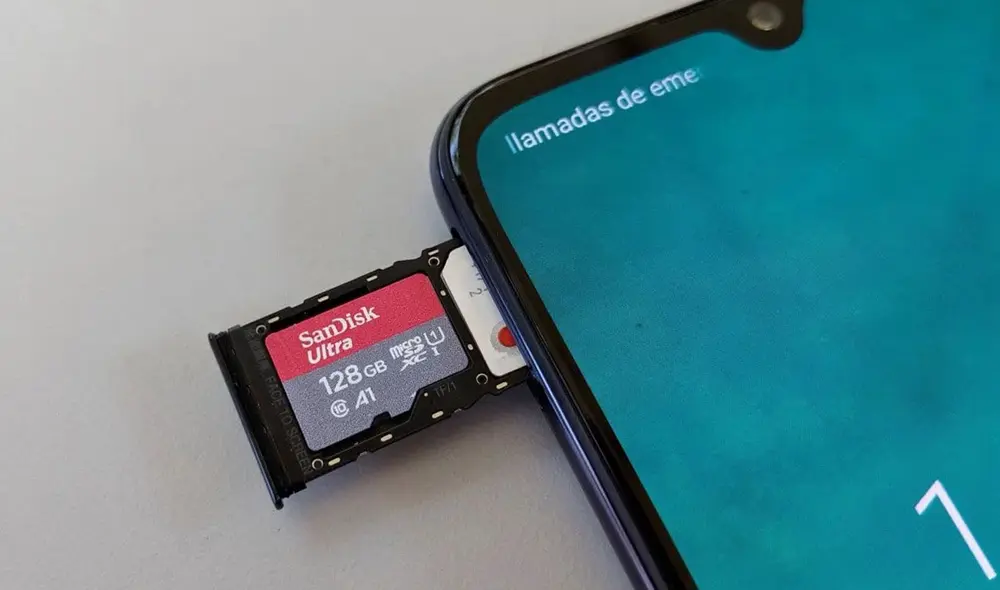 Comprueba la versión de tu sistema operativo Android en el teléfono antes de insertar la tarjeta. Foto: Android4all
