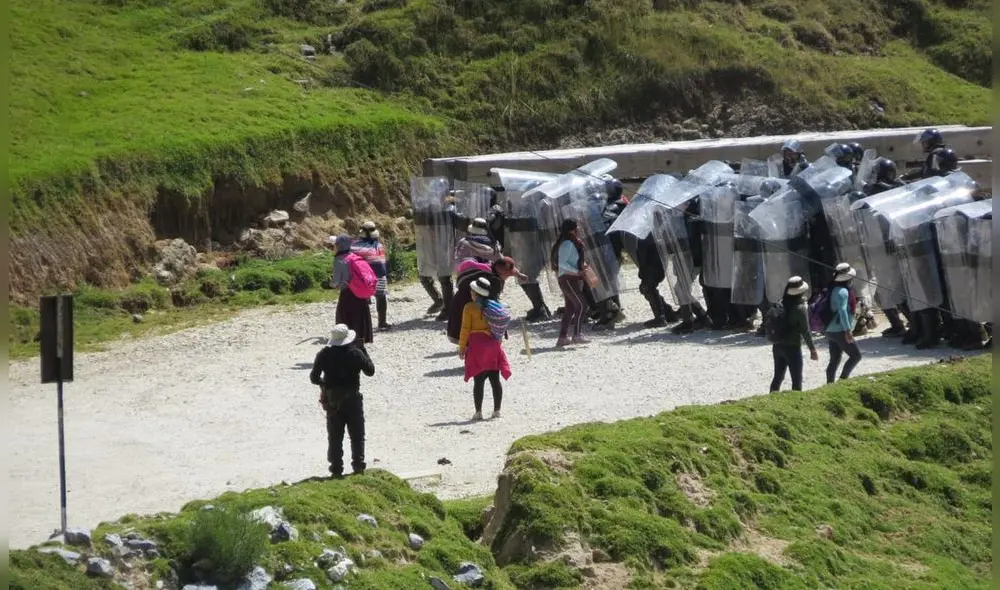 Enfrentamientos durante desalojo dejó varios heridos. Foto: La República