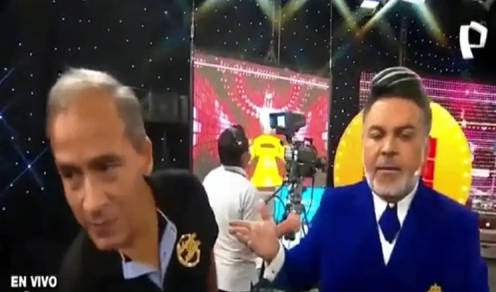 El conductor Andrés Hurtado señala a su productor por no ayudar a participante. Foto: Captura de "Sábado con Andrés"