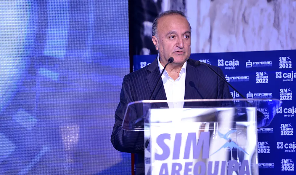 El directivo de Caja Arequipa señaló la propuesta de la entidad de cara a la conectividad digital. Foto: Caja Arequipa