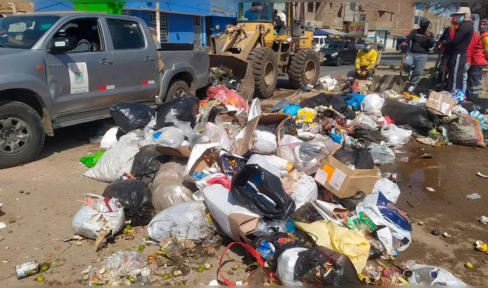 Vecinos están preocupados por su salud. Foto: Rosa Quincho Vecinos están preocupados por su salud. Foto: Rosa Quincho