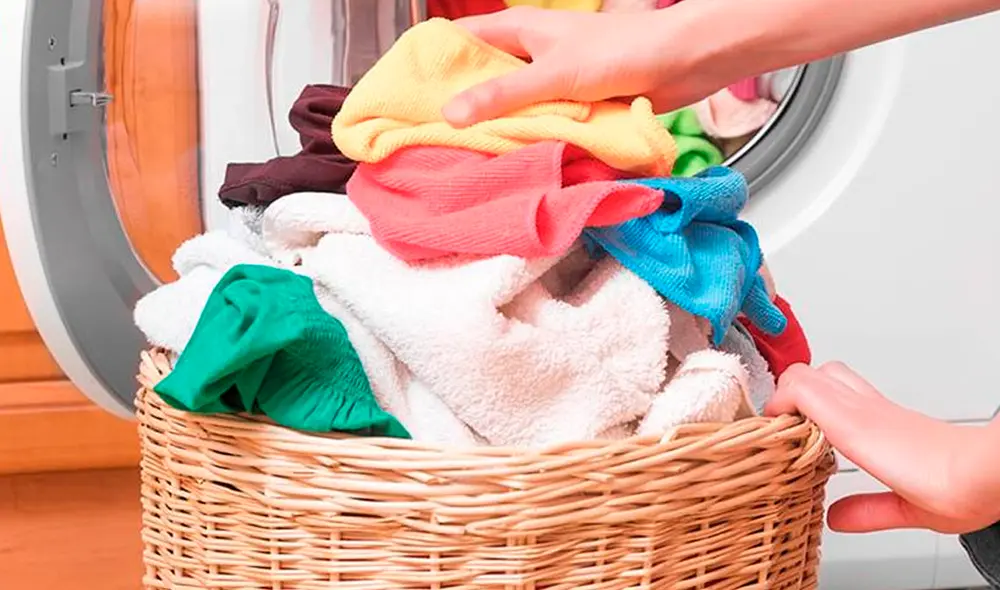 Revisa cómo evitar desteñir la ropa cada vez que la lavas. Foto: elmueble