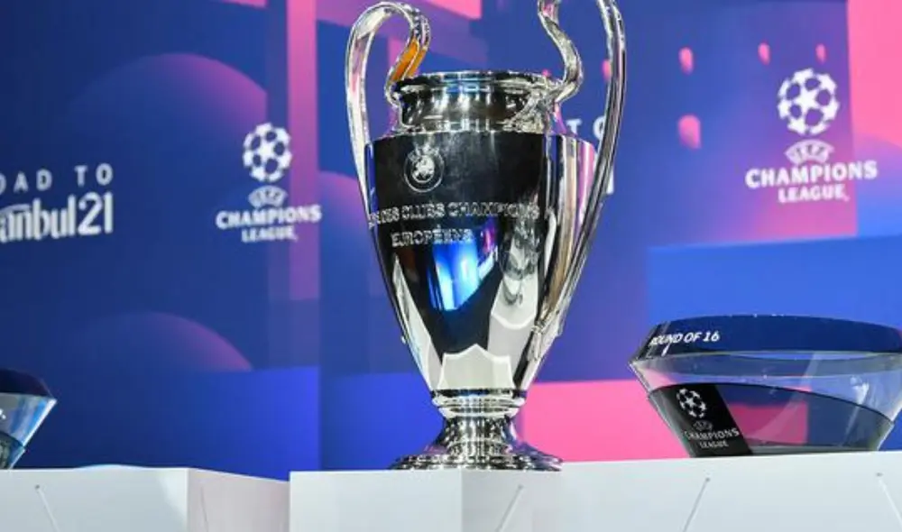 Cada edición, 32 equipos buscan convertirse en el campeón del torneo y levantar la copa de la Champions League. Foto: AFP