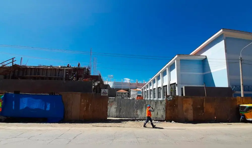Obras de reconstrucción del colegio La Libertad de Huaraz. Foto: Contraloría.