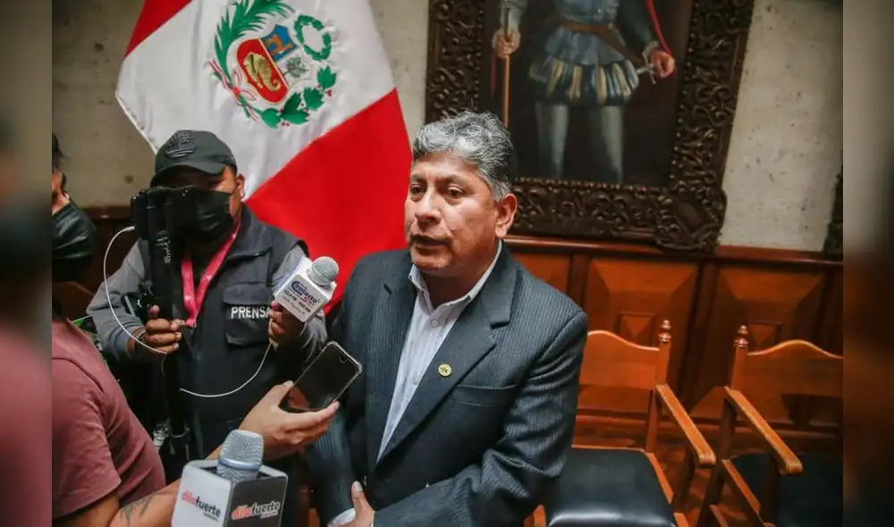 Alcalde hizo este anuncio en presentación de actividades por el 70 aniversario de Mollebaya. Foto: Rodrigo Talavera/La República Alcalde hizo este anuncio en presentación de actividades por el 70 aniversario de Mollebaya. Foto: Rodrigo Talavera/La República