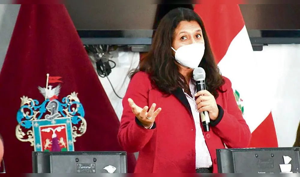 Posición. Janeyri Boyer llegó a evento en Arequipa. Foto: La República
