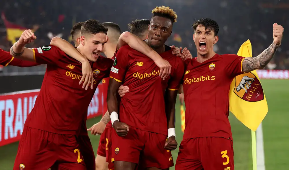 Roma se impuso ante Leicester City en la semifinal de la Conference League. Foto: @europacnfleague