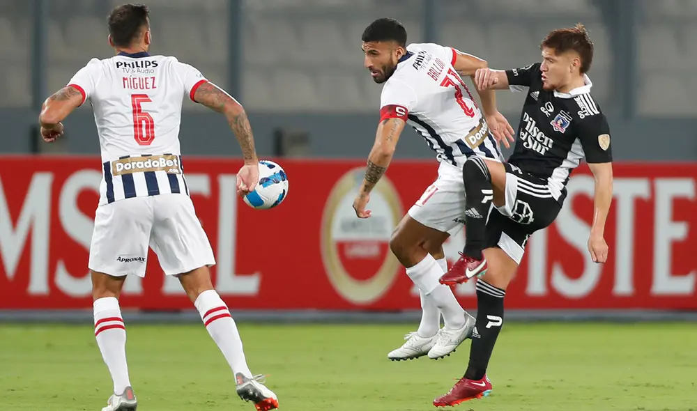 El duelo de ida entre Alianza Lima vs. Colo Colo fue victoria del Cacique por 2-1. Foto: EFE