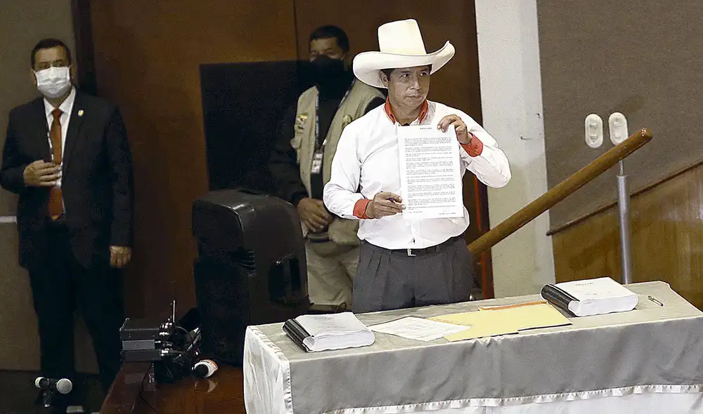 En mayo del 2021, el presidente Pedro Castillo se comprometió a fortalecer el funcionamiento de la Sunedu. Ahora tiene la oportunidad de honrar esta promesa rechazando la contrarreforma universitaria. Foto: difusión