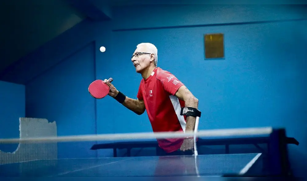 Lucha. Guillermo Yáñez entrena de dos a tres días durante la semana en el coliseo Arequipa. Para él la polio no es un obstáculo. Foto: Rodrigo Talavera/ La República