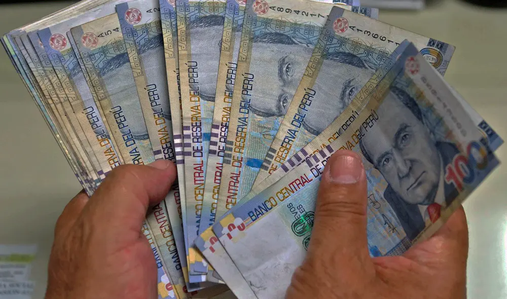 La CTS es un beneficio que corresponde a todo trabajador en planilla que haya trabajado más de 4 horas. Foto: Andina