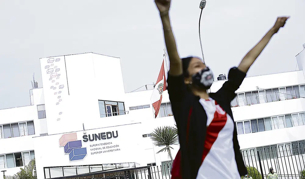 Advertencia. Especialistas consideran que con ley que debilita la Sunedu no habría garantía de que la supervisión de la calidad vaya a seguir siendo rigurosa. Foto: John Reyes/La República