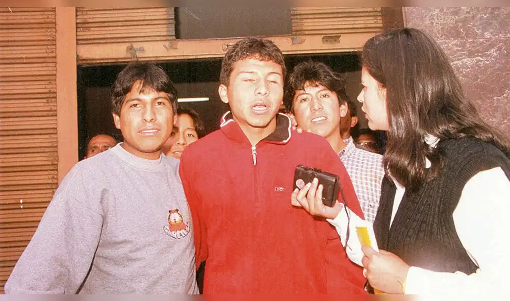 Cecilia Zegarra. Experiodista de esta casa editora entrevista a Israel Zúñiga, aún muy joven.