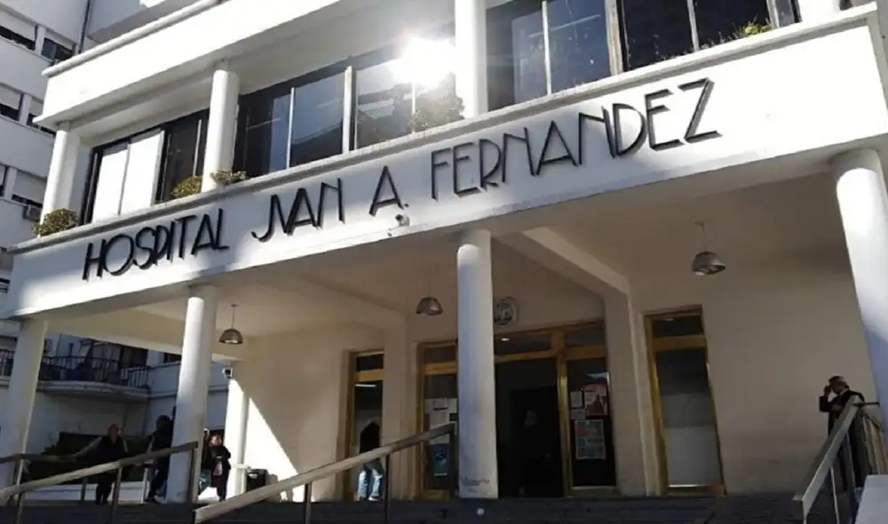 Joven murió en la madrugada de este domingo en el Hospital Fernández en Argentina. Foto: Página 12 Joven murió en la madrugada de este domingo en el Hospital Fernández en Argentina. Foto: Página 12