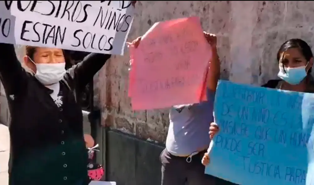 Familiares exigen justicia y que autoridades intervengan en el albergue. Foto: Captura HBA Noticias