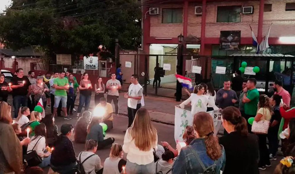 Los padres de dos niños denunciaron el hecho a la Fiscalía General del Estado. Foto: ABC Color Los padres de dos niños denunciaron el hecho a la Fiscalía General del Estado. Foto: ABC Color