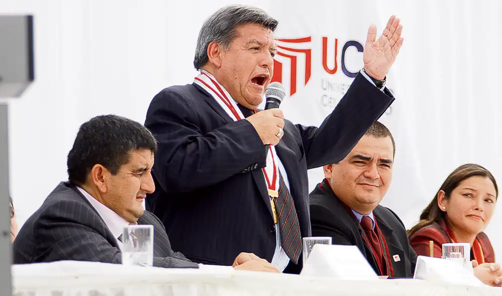 Deslinde. Acuña señaló que hay mala intención contra UCV. Foto: Clinton Medina/ La República