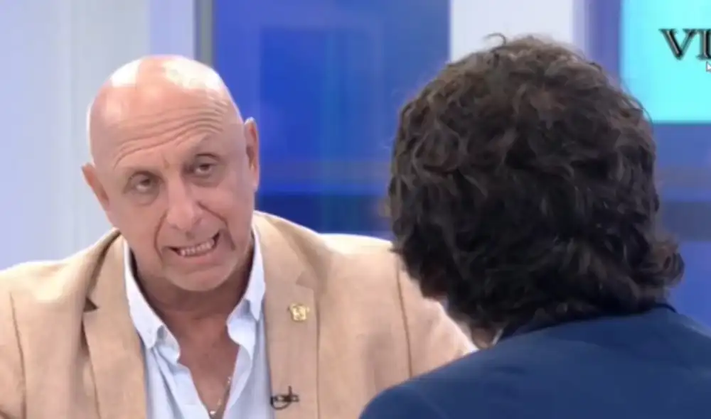 El congresista fue invitado para debatir por la ley que aprobó el Congreso que afecta el enfoque de género y la educación sexual en los colegios. Foto: captura de Canal N
