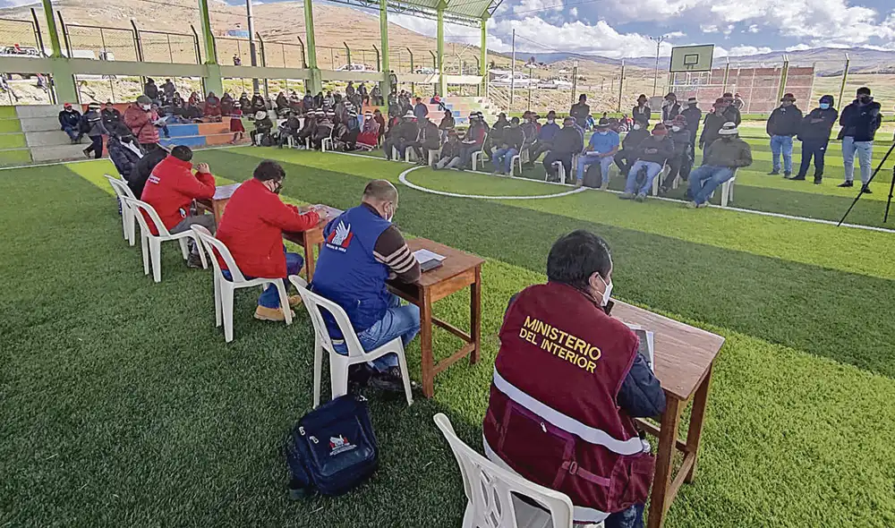 Ruptura. Se pensaba que comunidades iban a negociar con minera y PCM, pero no fue así. Foto: difusión