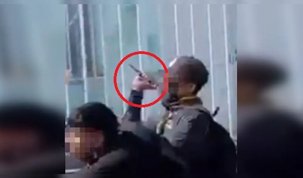 La víctima presentó lesiones de arma punzocortante tras la gresca. Foto: captura/biobiochile La víctima presentó lesiones de arma punzocortante tras la gresca. Foto: captura/biobiochile