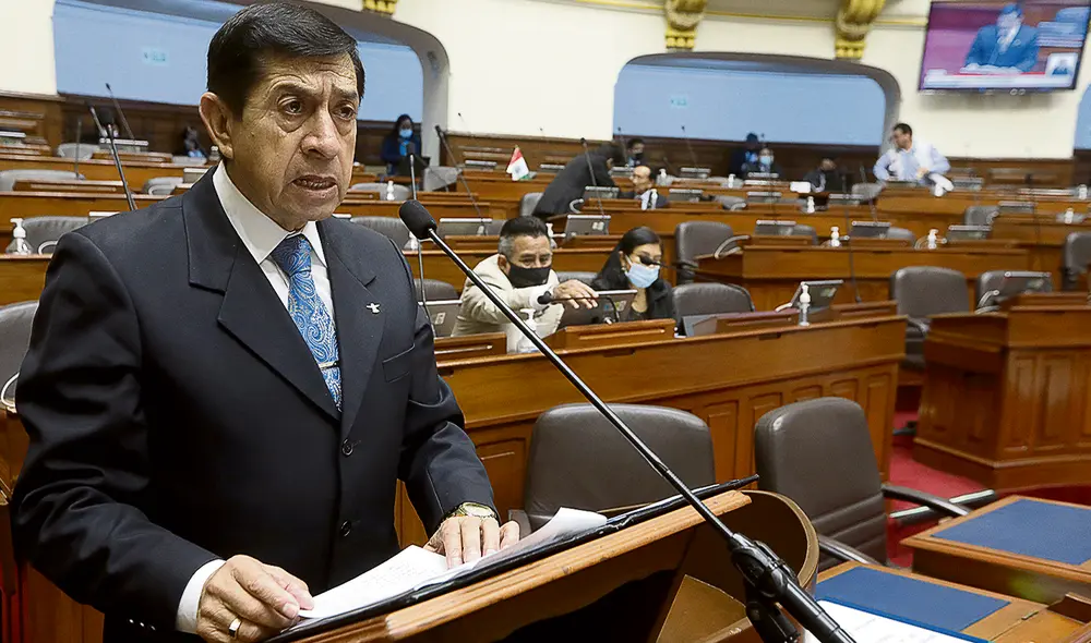 Sesión. Ante los legisladores, Chávarry defendió a la Policía. Foto: Congreso Sesión. Ante los legisladores, Chávarry defendió a la Policía. Foto: Congreso