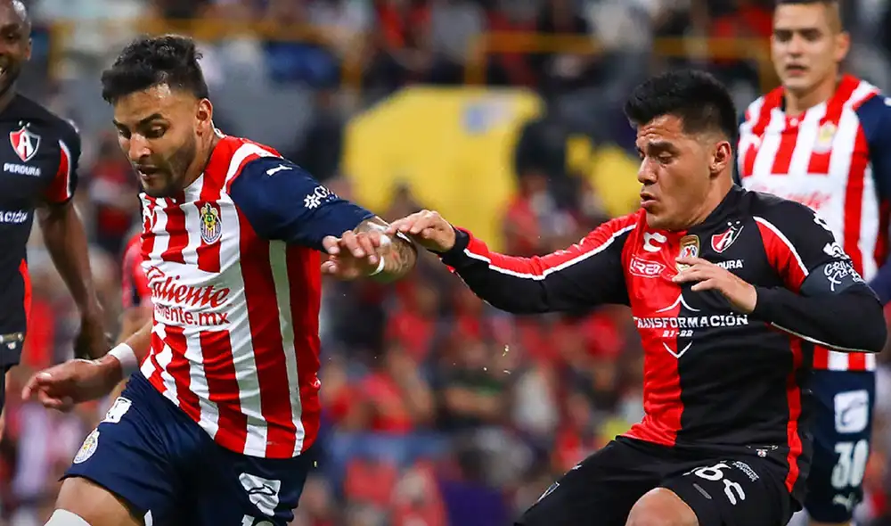 Chivas vs. Atlas se juega por la Liga MX. Foto: Liga MX