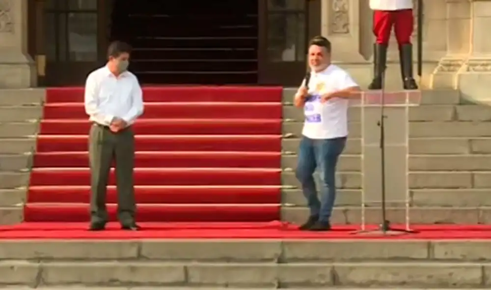 Andrés Hurtado brinda discurso en Palacio. Foto: captura/Canal N