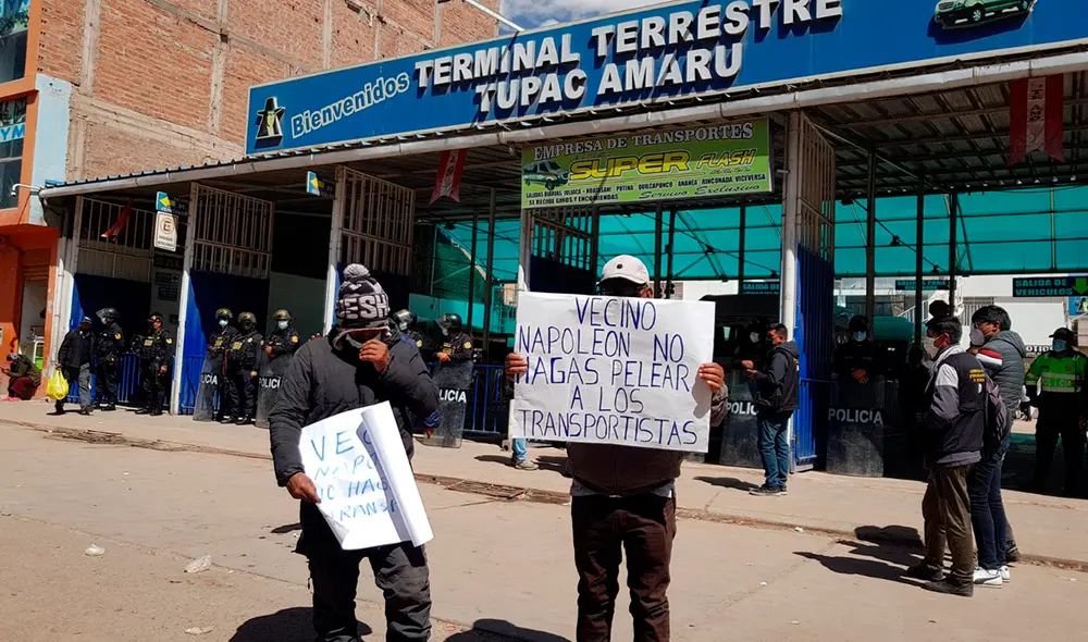Los vecinos culparon al administrador del terminal, Leopoldo López Rodríguez, de generar los problemas. Foto: La República Los vecinos culparon al administrador del terminal, Leopoldo López Rodríguez, de generar los problemas. Foto: La República
