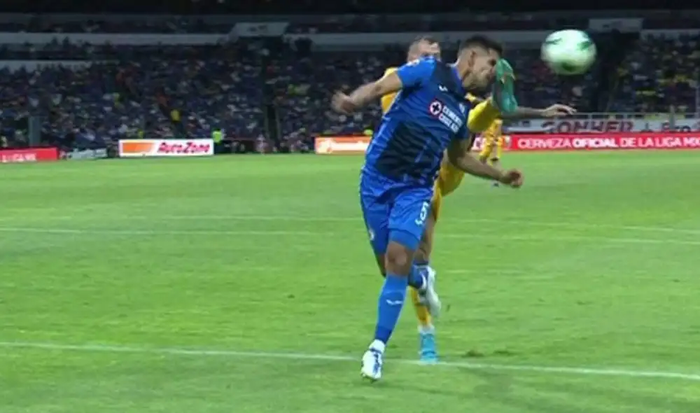 Luis Abram fue titular ante Tigres en las semifinales de la Liga MX. Foto: captura/TUDN Luis Abram fue titular ante Tigres en las semifinales de la Liga MX. Foto: captura/TUDN