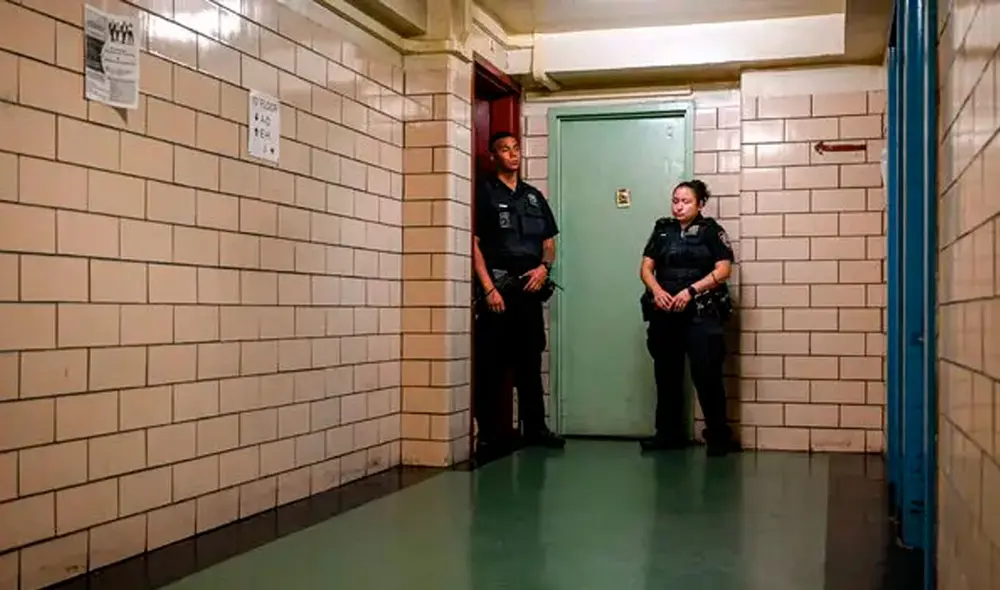 La madre había perdido la custodia de todos sus hijos. En junio pasado, la corte indicó que su hija podría visitarla sin resguardo. Foto: New York Post La madre había perdido la custodia de todos sus hijos. En junio pasado, la corte indicó que su hija podría visitarla sin resguardo. Foto: New York Post