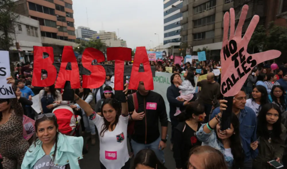 7 de cada 10 mujeres a nivel nacional son víctimas de acoso callejero en nuestro país. Foto: La República 7 de cada 10 mujeres a nivel nacional son víctimas de acoso callejero en nuestro país. Foto: La República