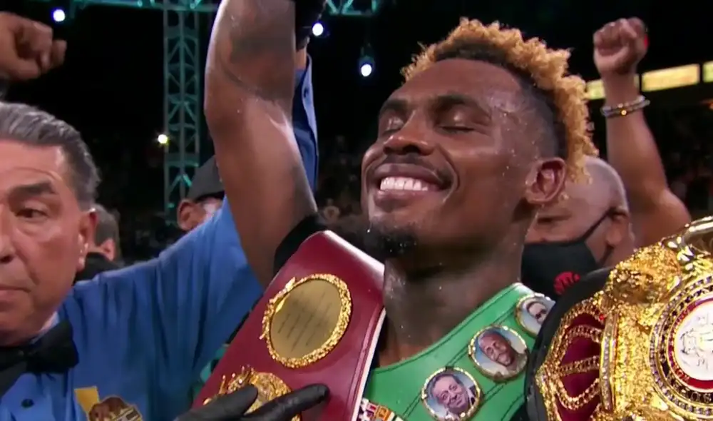 Jermell Charlo conservó sus tres cinturones y se adjudicó también el de Castaño. Foto: captura de ESPN