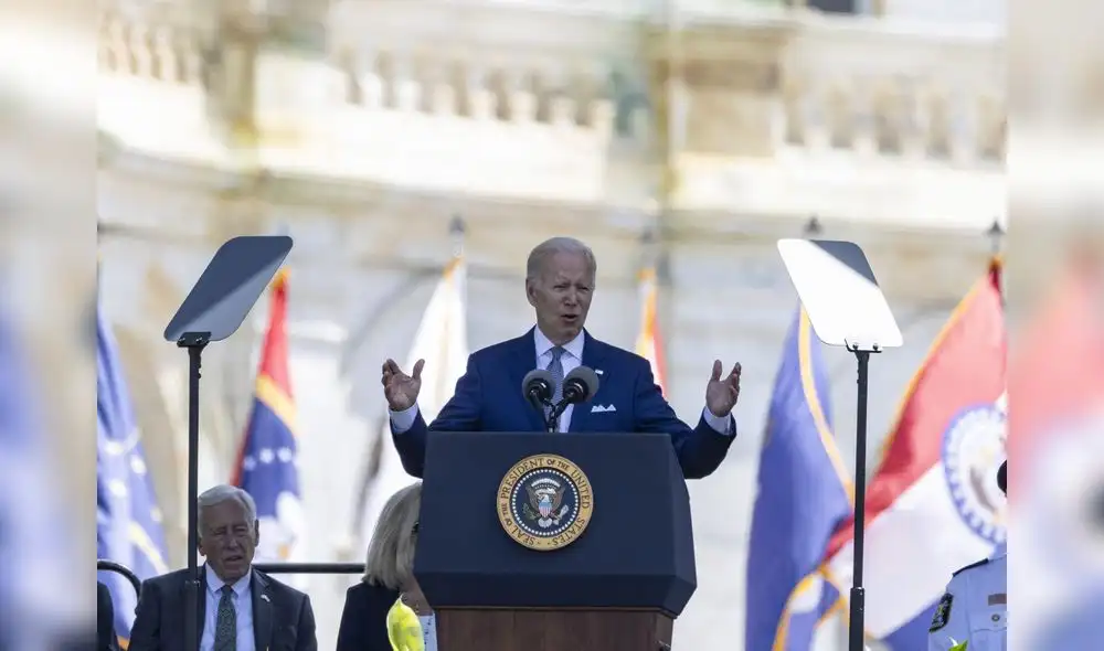 El presidente Joe Biden habla en el Servicio Conmemorativo de los Oficiales Nacionales de la Paz en el Capitolio de los Estados Unidos. Foto: AFP El presidente Joe Biden habla en el Servicio Conmemorativo de los Oficiales Nacionales de la Paz en el Capitolio de los Estados Unidos. Foto: AFP