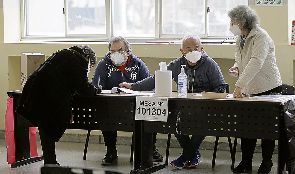 Sufragio. El 22 de mayo se completarán las elecciones internas con la decisión de delegados. Foto: Gerardo Marín/La República Sufragio. El 22 de mayo se completarán las elecciones internas con la decisión de delegados. Foto: Gerardo Marín/La República