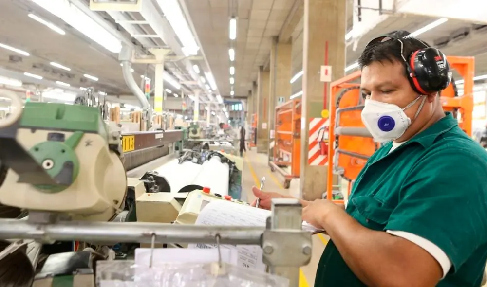 En tanto, en el acumulado del primer trimestre del 2022, la manufactura aumentó 1,9% con relación al enero a marzo 2021. Foto: Produce