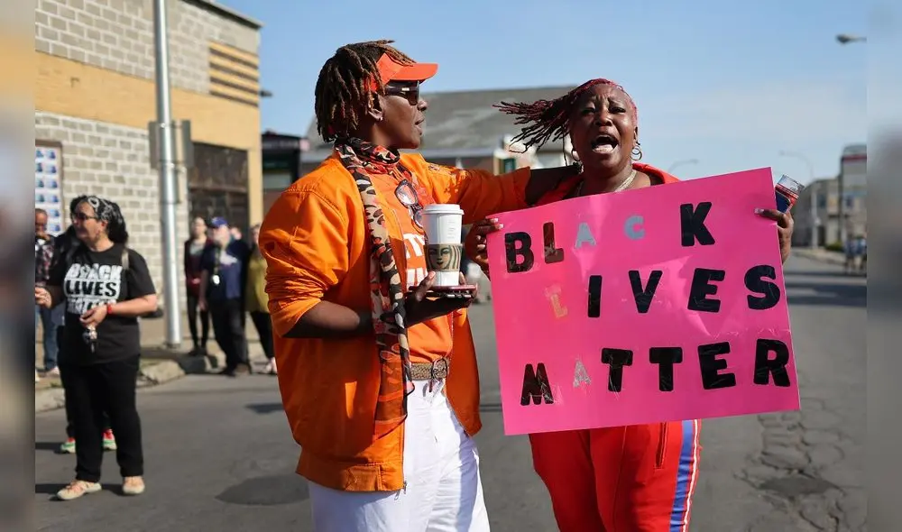 El ataque está siendo investigado como un acto de extremismo violento por motivos raciales. Foto: AFP