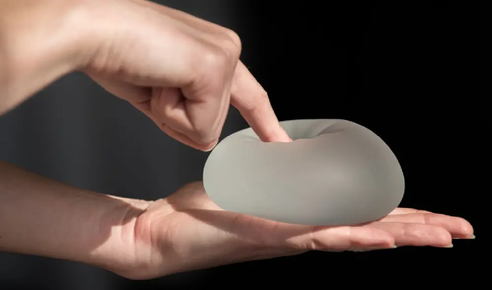 El aumento de senos con implantes mamarios presenta un tiempo de caducidad diferente entre uno y otro caso. / Foto: AFP El aumento de senos con implantes mamarios presenta un tiempo de caducidad diferente entre uno y otro caso. / Foto: AFP