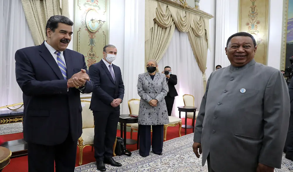 Nicolás Maduro señaló hace poco que está abierto al diálogo con el sector privado para afianzar la recuperación económica. Foto: Prensa Miraflores