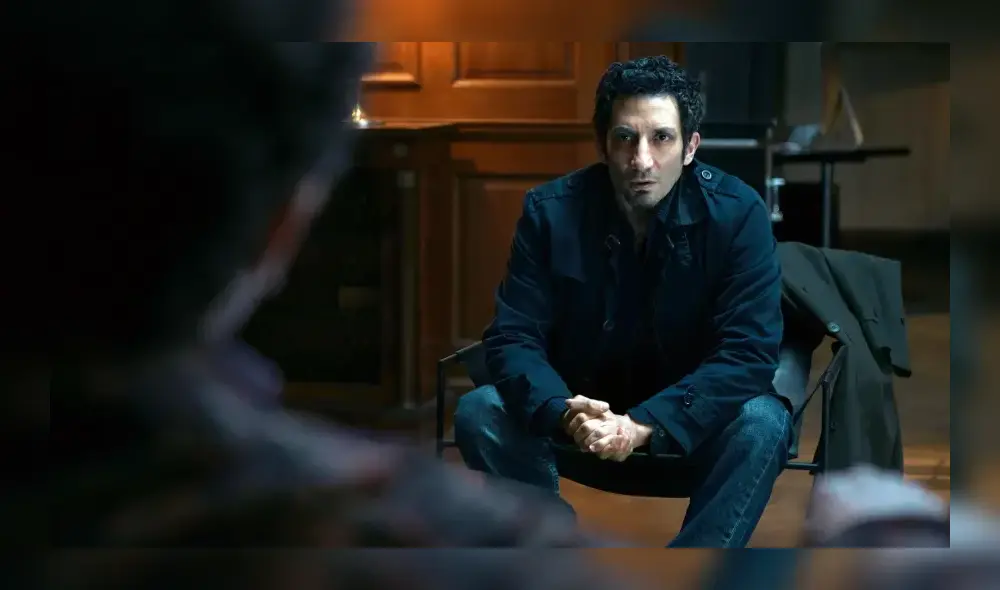 “La ira de Dios” es una adaptación de la novela “La muerte lenta de Luciana B.” escrita por Guillermo Martínez y está protagonizada por Juan Minujín. Foto: Netflix.