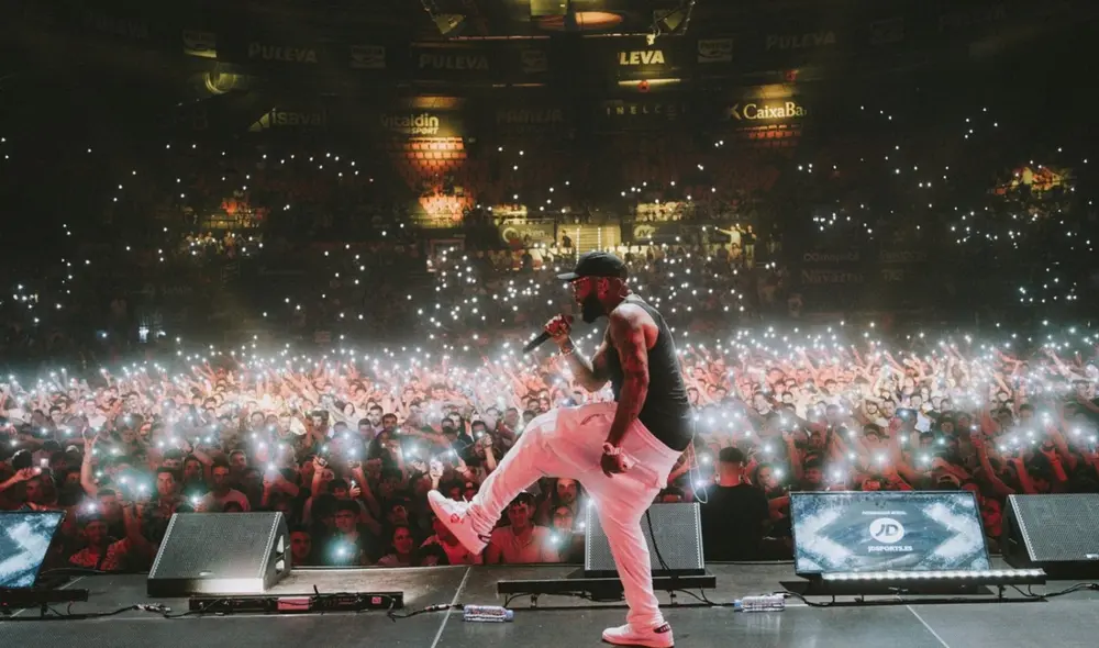 Mbaka fue el host de la primera jornada de FMS Internacional en Valencia. Foto: Urban Roosters