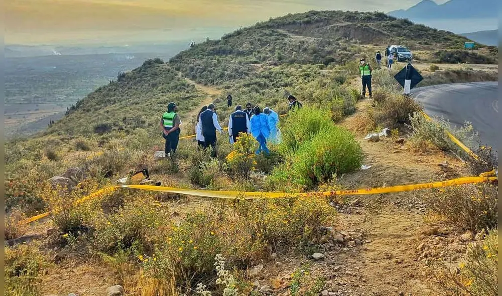 Policías investigan las causas de muerte del hombre. Foto: PNP Policías investigan las causas de muerte del hombre. Foto: PNP