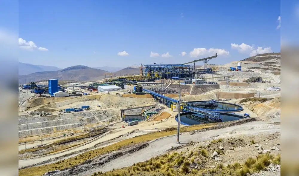 Titular del Minem, Carlos Palacios, comentó que iniciativa será presentada por su despacho. Foto: Andina.