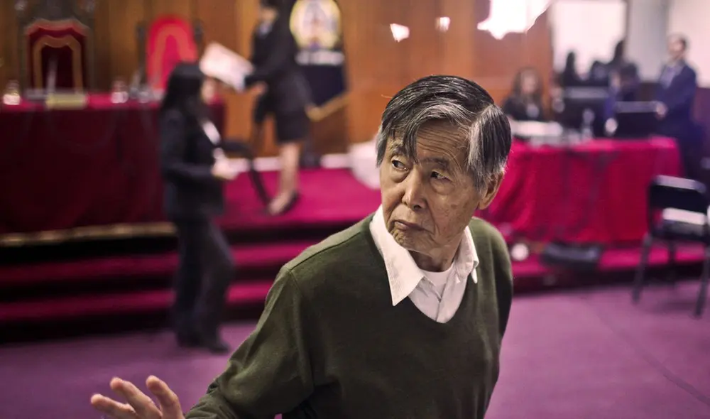 Alberto Fujimori fue trasladado al Hospital II Vitarte por una ambulancia del INPE. Foto: AFP