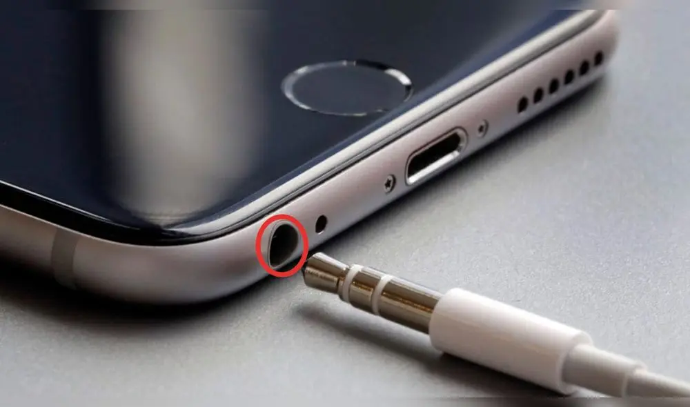 La nueva tendencia de smartphones sin mini jack abre el camino para mayores cambios. Foto: Teknófilo