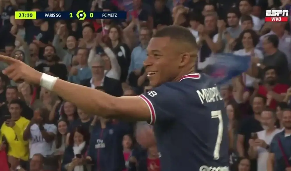 Mbappé marcó dos goles tras su renovación con el PSG. Foto: Captura ESPN.