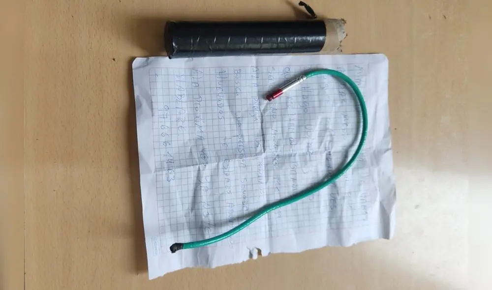 Explosivo fue dejado dentro una bolsa de plástico. Foto: PNP