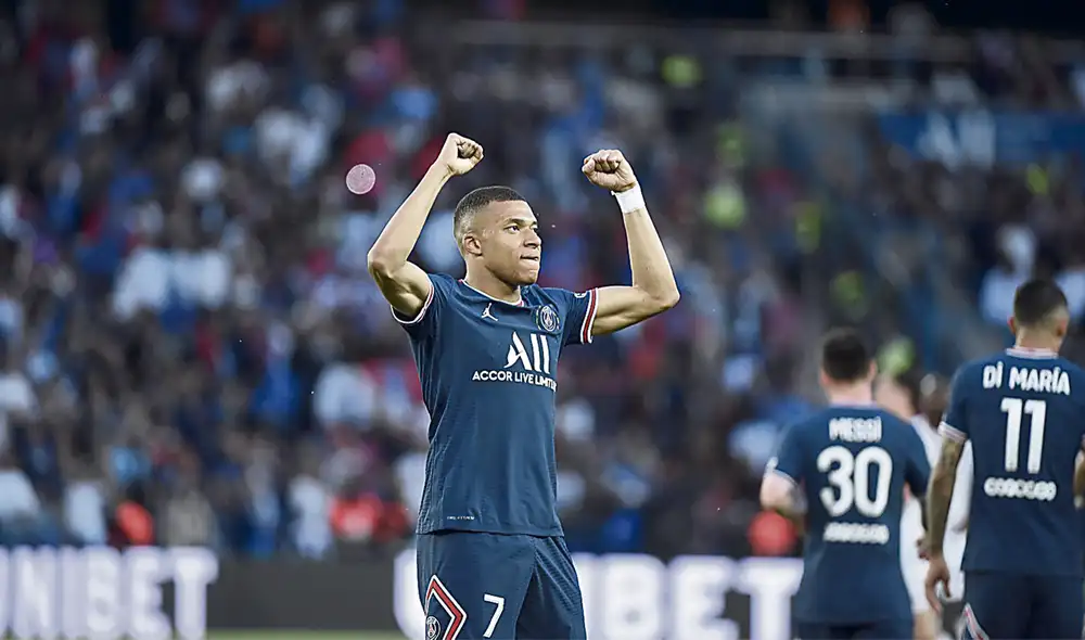 Ídolo. “Estoy feliz de continuar. París es mi casa. Espero seguir ganando trofeos”, dijo Kylian. Foto: PSG