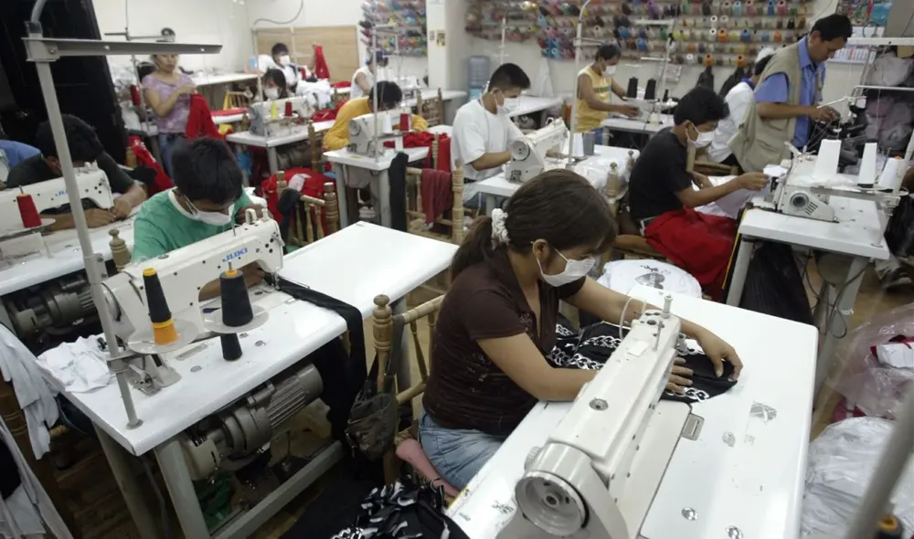 Se recuerda que el sector textil y confecciones fue declarado en emergencia hasta julio de 2022. Foto: Andina Se recuerda que el sector textil y confecciones fue declarado en emergencia hasta julio de 2022. Foto: Andina